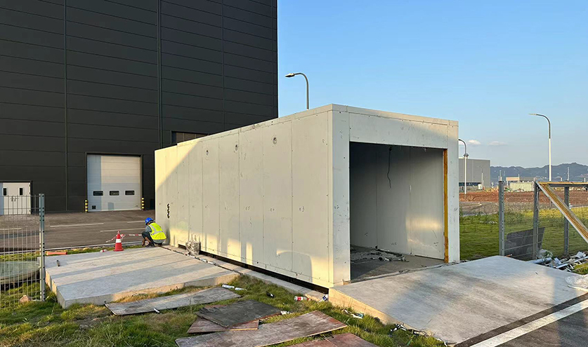 浙江做汽車配件的劉總來廠參觀，與我司達成合作